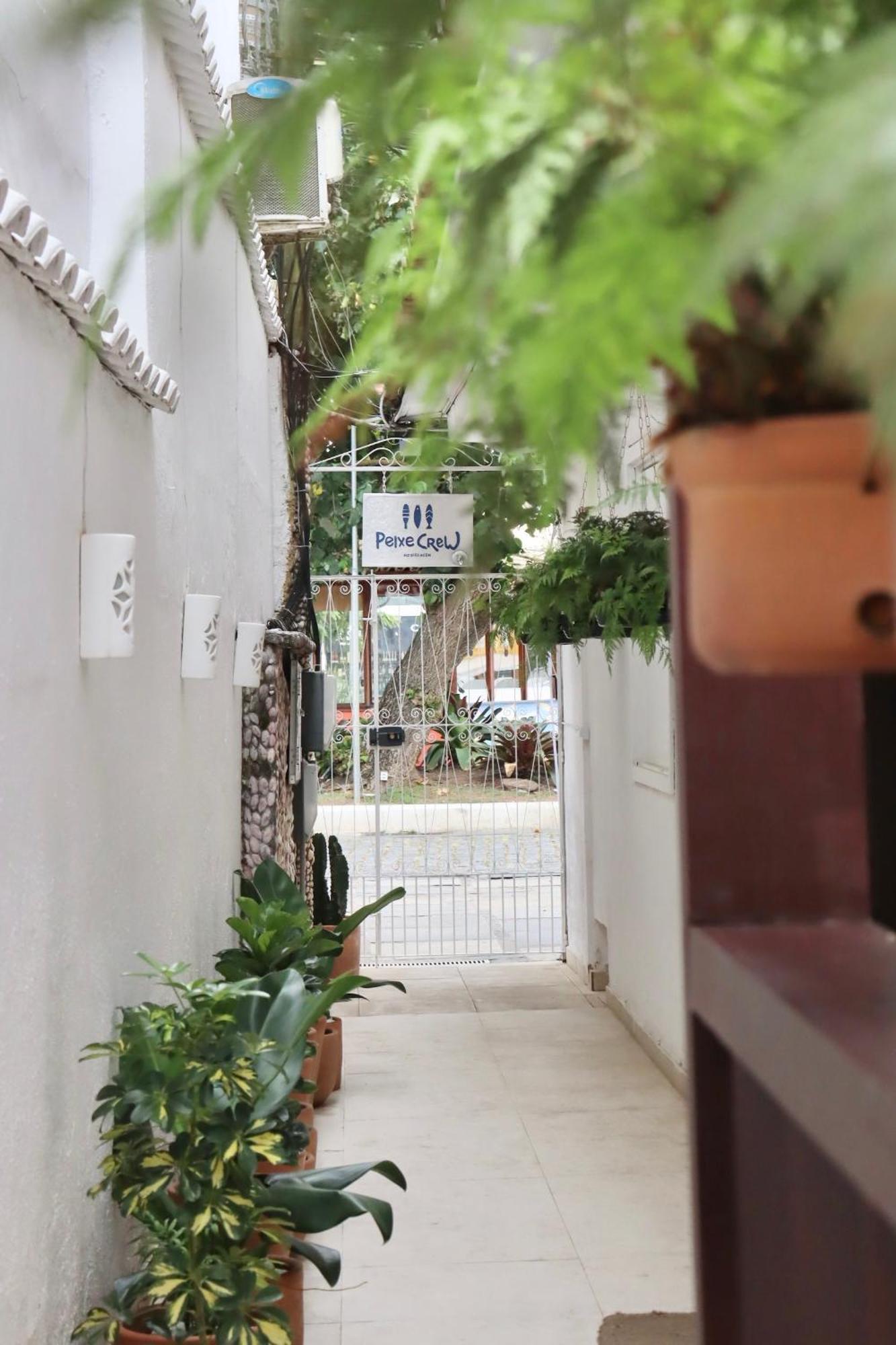 Peixe Crew Rua Pedras Armacao dos Buzios