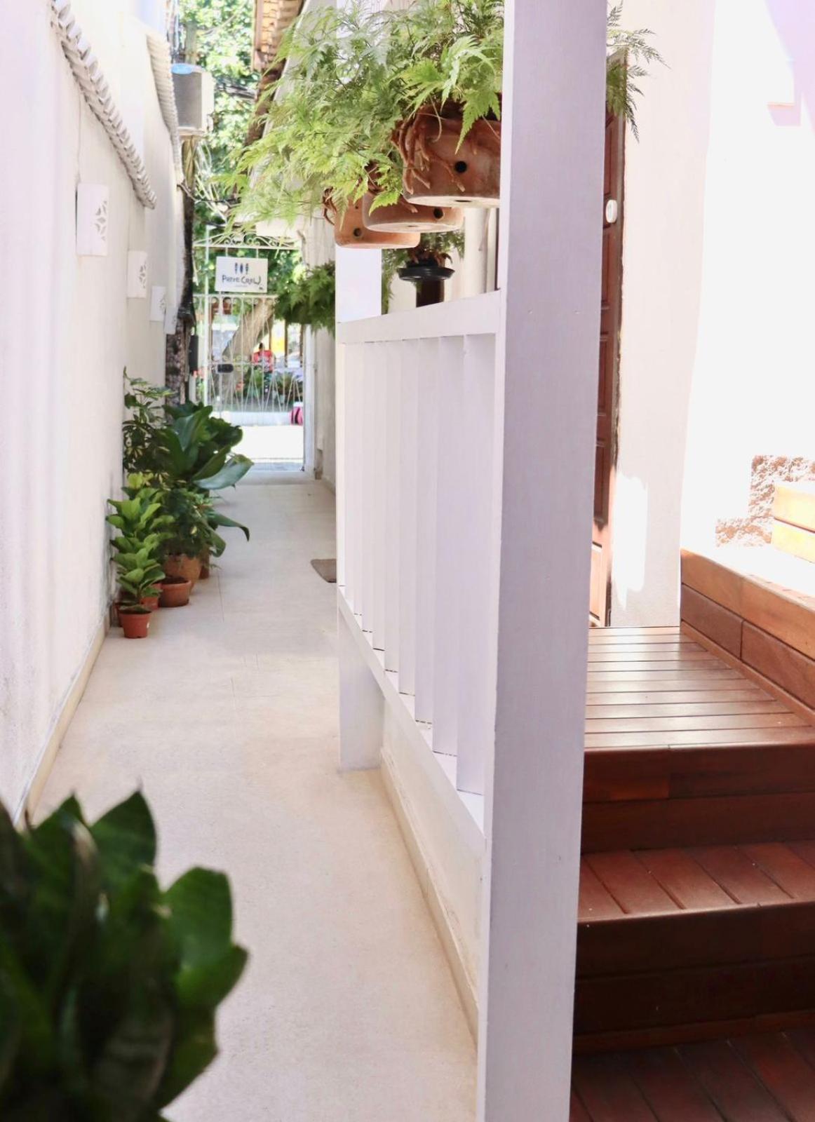 Peixe Crew Rua Pedras Guest house